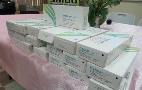 Desde hoy aplican implante anticonceptivo en mujeres en Colón