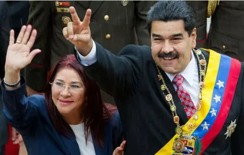 Esposa de Maduro y canciller se postularán a Constituyente en Venezuela