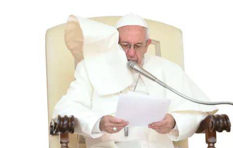 Vaticano estudia doctrina para excomulgar mafiosos 