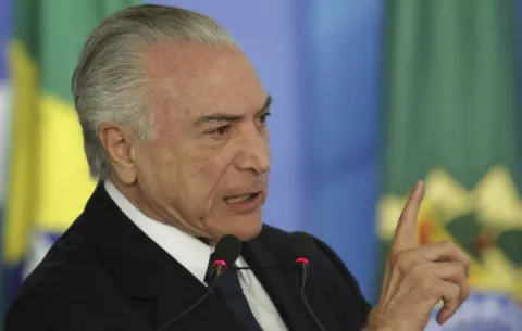 Procurador acusa formalmente a Michel Temer de corrupción 