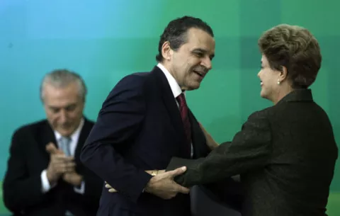 Fiscalía: cuenta de campaña de Temer sirvió para pagar soborno a exministro