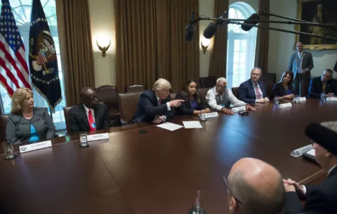 Trump buscará reelección en 2020 y comienza a reunir los fondos