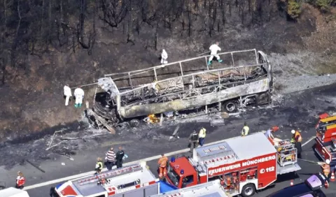 Al menos 18 jubilados pierden la vida  en bus