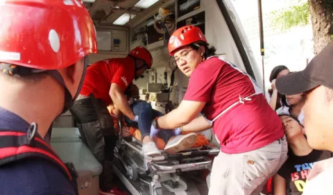 Sismo en centro de Filipinas deja unos 2 muertos