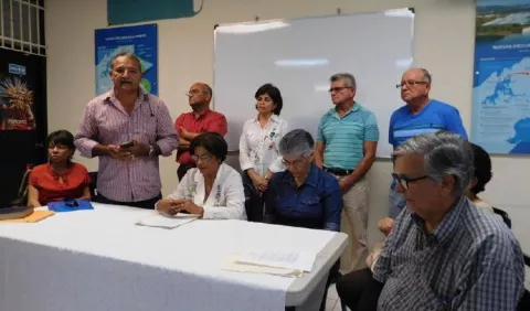 Comité rehúsa acuerdo para procesar la basura