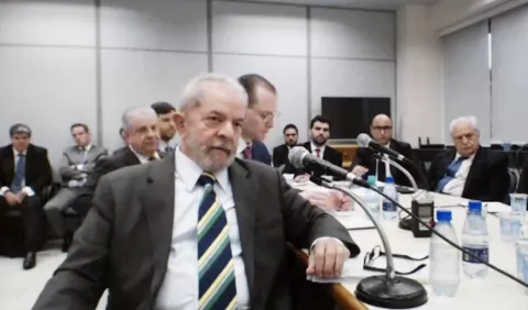 Lula se convierte en el primer expresidente  condenado en Brasil