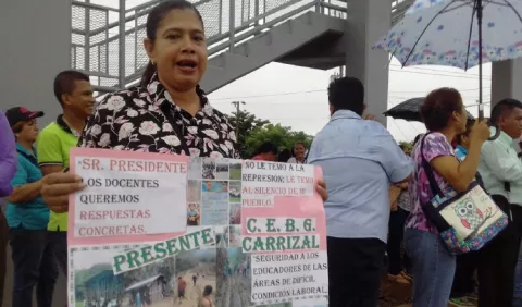 Docentes en huelga se suman a las protestas