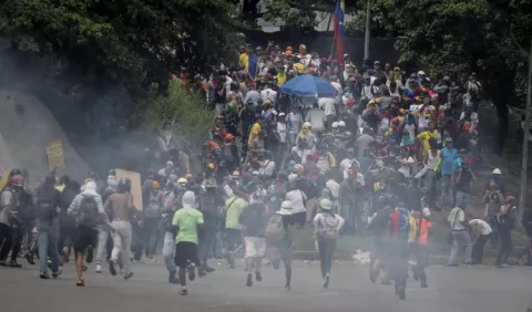 Más de 350 sindicatos se suman al paro 