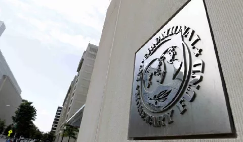 FMI eleva previsiones de Argentina y rebaja las de Perú y Colombia
