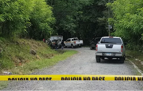 Encuentran a persona muerta dentro de un carro en Chame
