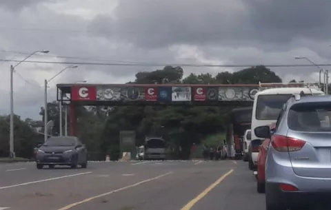 Menor mantenía en una mochila la sustancia conocida como marihuana