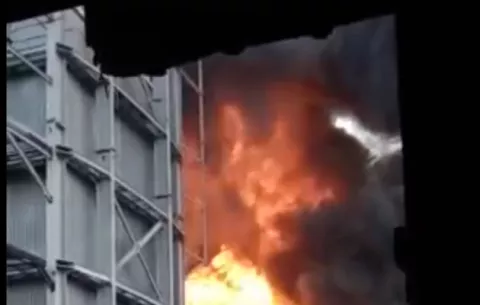 Voraz incendio en ingenio de Alanje se inició en torre de enfriamiento 