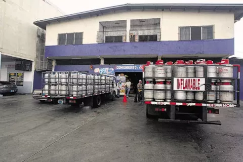 Regulan subsidio al tanque de gas de 25 libras
