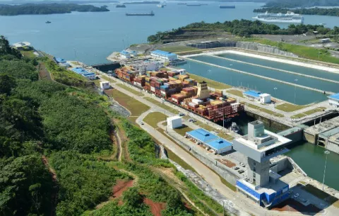 Canal de Panamá se reafirma como ruta marítima verde
