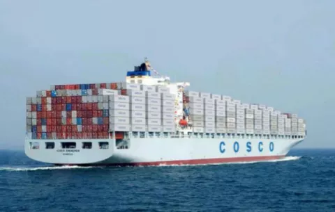 Cosco comprará la hongkonesa OOIL por $6,300 millones 