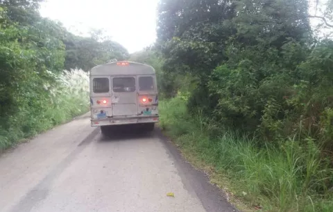 Esperan que ministro del MOP repare carretera en costa abajo de Colón