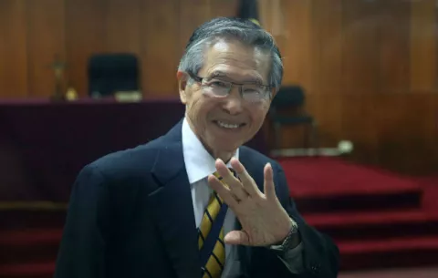 Indultar a Fujimori es ilegal, dice fiscal que lo denunció por lesa humanidad