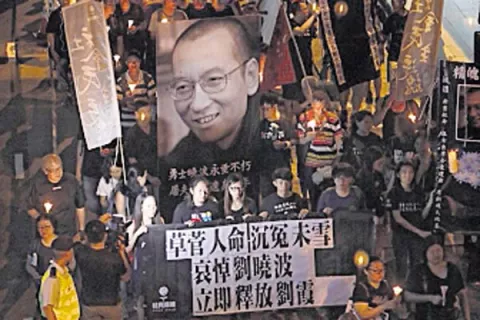 China controla último adiós a Liu Xiaobo