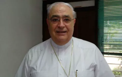 Lacunza aboga por estatus legal a cubanos