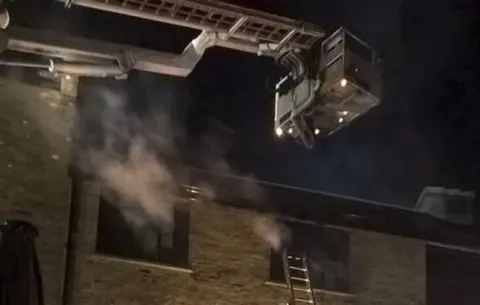 Se incendia parte de popular mercado de Londres 