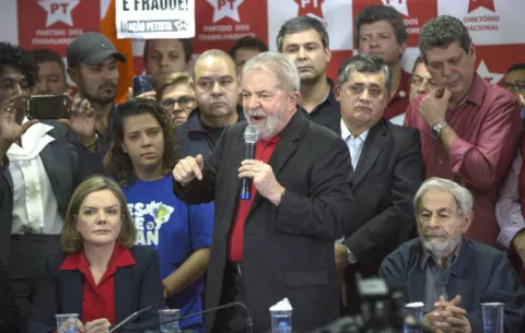 Fiscalía brasileña pide aumento de pena en condena contra Lula