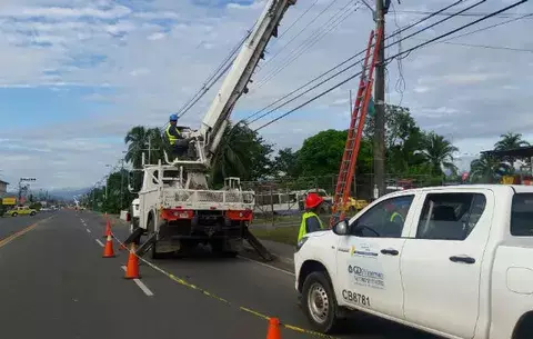 Sin agua y sin luz permanecen los moradores de Changuinola