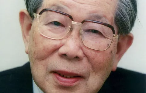 Fallece el médico japonés que trabajó hasta los 100 años