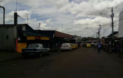 Regulan horario a bares en antiguo mercado de David por actos delictivos