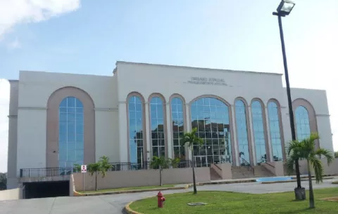 Mujer es condenada a 80 meses de cárcel por microtráfico de drogas