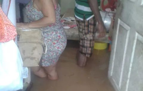 Inundaciones en barriadas de Panamá Oeste tras fuerte lluvia 