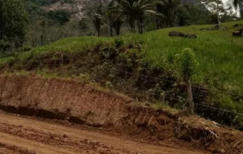 Retraso en construcción de vía Río Indio-La Mesa por constantes lluvias  