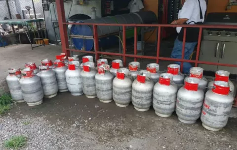 $984 mil 500 en sanciones por uso indebido de gas de 25 libras