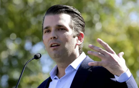 Donald Trump Jr. tuitea emails sobre reuniones con rusos 
