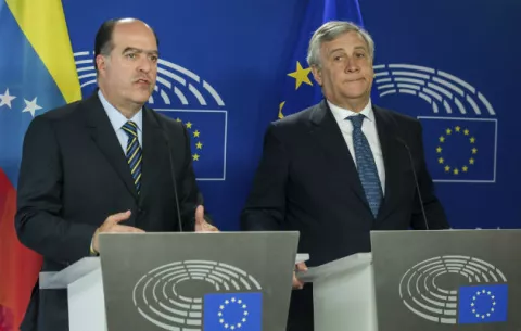 La UE descarta por ahora medidas restrictivas contra Venezuela