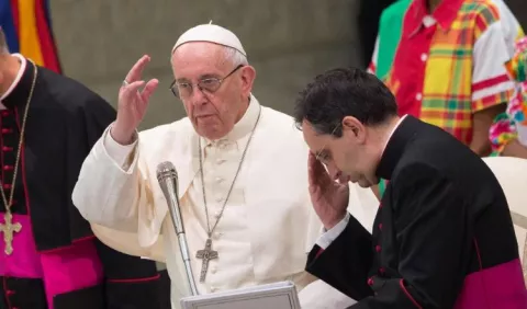 Preparan recibimiento de Francisco en Colombia