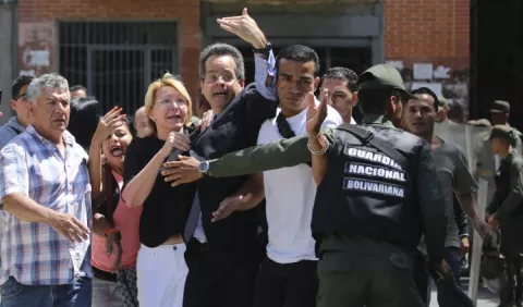 Ortega: Maduro busca 'perpetuar el desfalco'