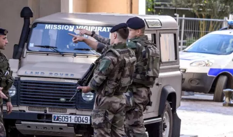 Atropello de militares reaviva el terrorismo 
