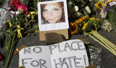 Charlottesville revive la violencia racial en los EE.UU. de Donald Trump