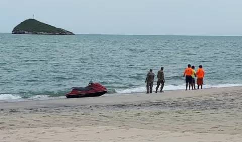 Choque entre dos jet ski deja  menor muerto