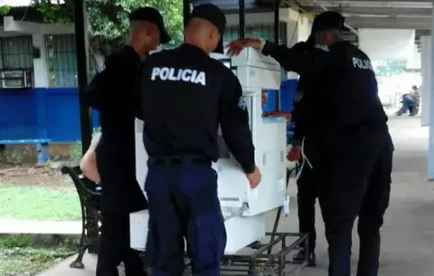 Suspenden clases en el colegio Francisco I. Castillero de Guararé