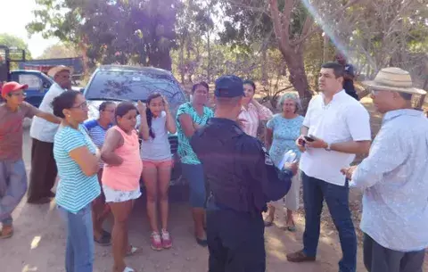 Moradores no soportan el humo del vertedero de La Honda
