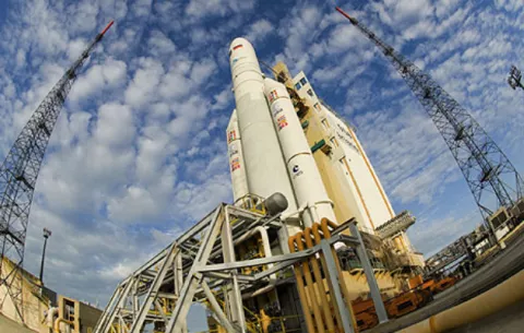 El satélite español Amazonas 5 llega a Baikonur y será lanzado en septiembre