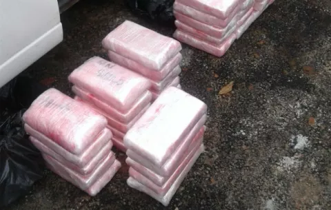 Condenan a 90 meses de prisión a funcionarios de la CSS  por caso "narco- ambulancia"
