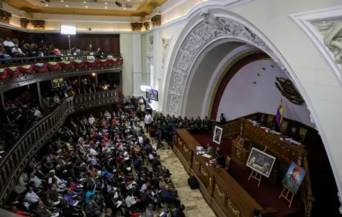 Diputados venezolanos cumplen un año sin recibir el pago de sus salarios