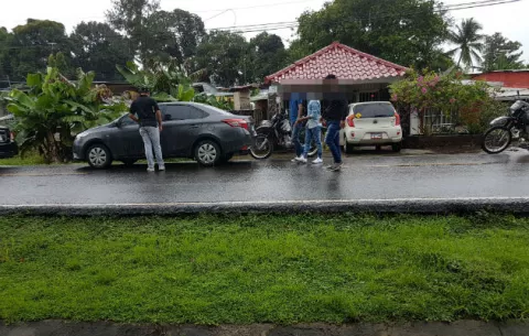 Capturan a supuestos asaltantes de camión blindado