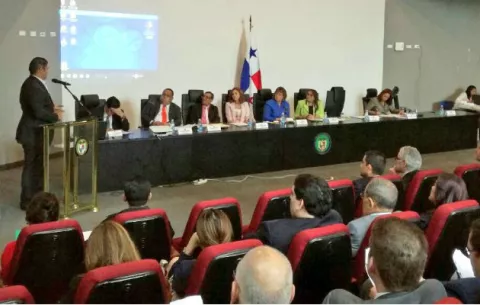 Más de 100 personas participarán en consultas al proyecto de impuesto