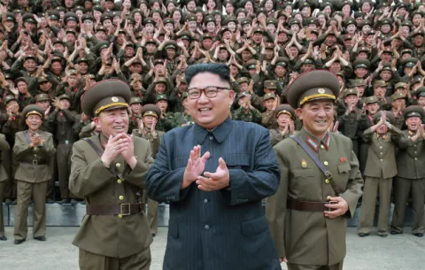 Corea del Norte rebaja el tono e insta a EE.UU. a desactivar la tensión