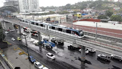 Deuda pública aumenta $1,212 millones, en solo siete meses