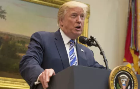 Trump: EEUU está "en alerta" y sus "fronteras son mucho más duras que nunca"