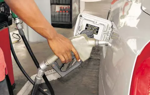Honduras pagó $650. 9 millones por combustibles en primer semestre